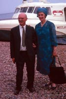 Sir Christopher Cockerell and wife in front of the SRN2